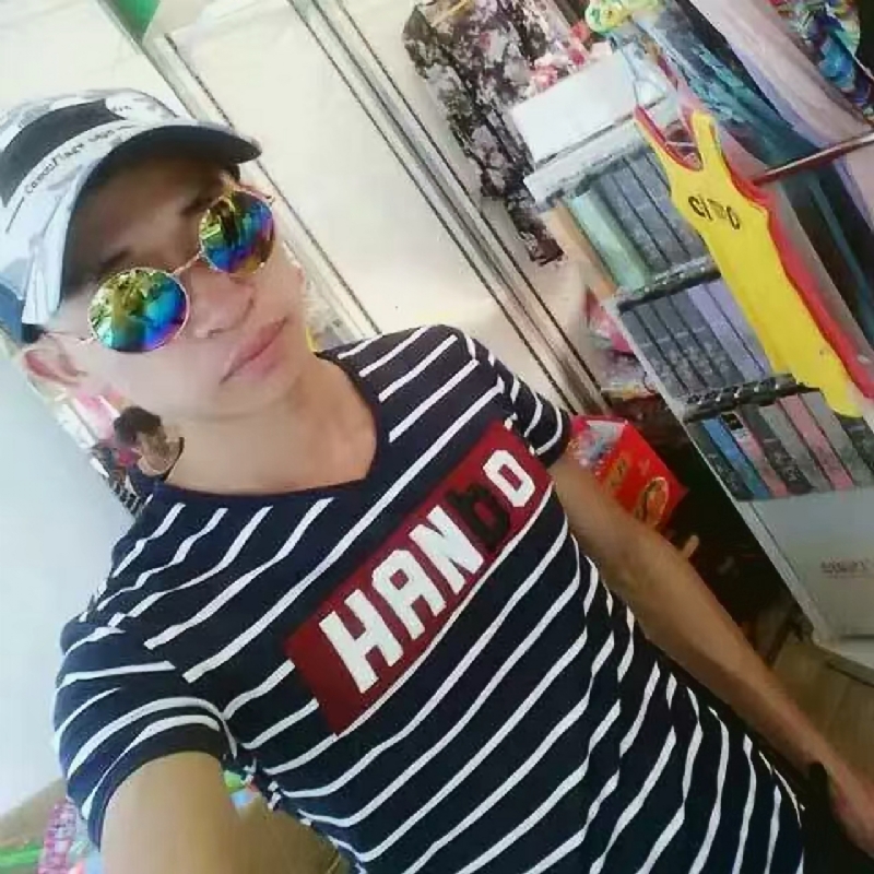 邱利平的第二张照片--石狮认干亲服务网