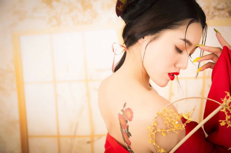 小艾的第二张照片--石狮认干亲服务网